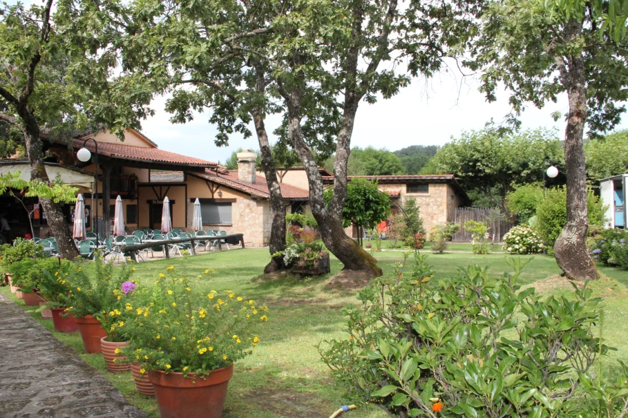 Complejo Turístico La Mat Madrigal del la Vera