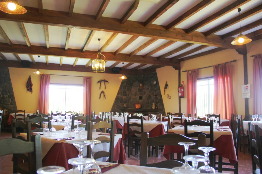 Restaurante en la Garganta de Alardos Madrigal de la Vera