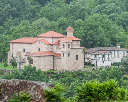 Candeleda, Ávila. Información, turismo, empresas, gastronomía, hoteles, restaurantes, Virgen de Chilla, Castro Celta de El Raso