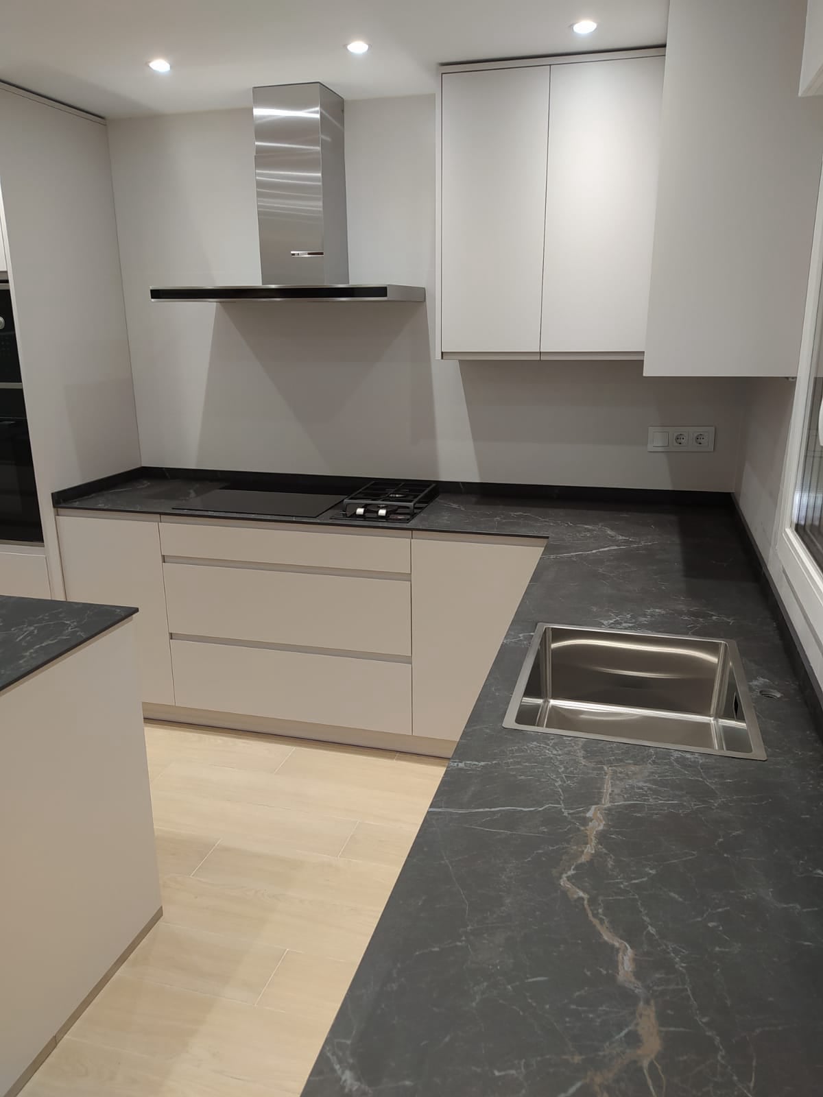 Muebles de cocina Valle del Tiétar sur de Gredos