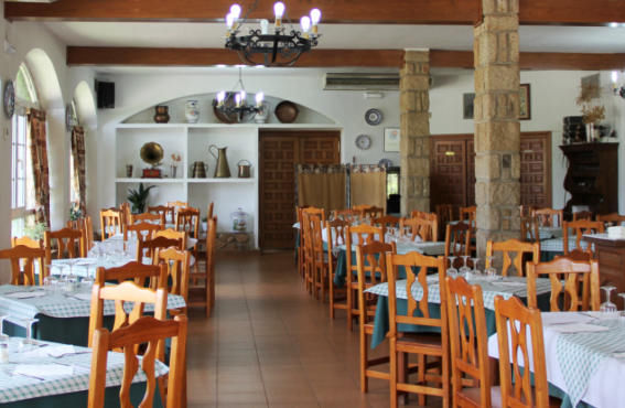 Restaurante Cuevas del Águila Arenas de San Pedro