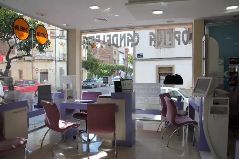 Óptica y audiometría, gafas, audífonos, centro auditivo Widex, las mejores marcas en lentes, monturas y gafas de sol