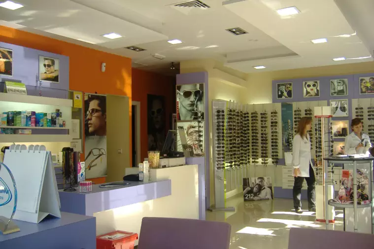 Óptica y audiometría, gafas, audífonos, centro auditivo Widex, las mejores marcas en lentes, monturas y gafas de sol