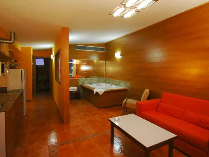 Alojamiento en Suites de lujo en Gredos, Valle del Tiétar, bungalós, cabañas  y apartamentos turísticos en plena naturaleza de la Sierra de Gredos, en La adrada, Ávila, cerca de Madrid