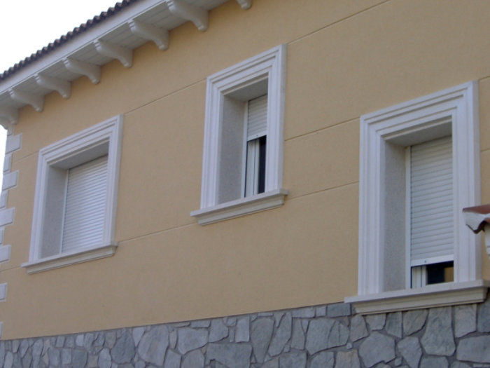 Recercados de ventanas y puertas