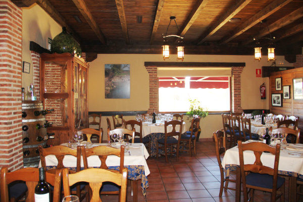 Restaurante Los Carretero Candeleda, Ávila,  restaurante, bodas y celebraciones, tapas y raciones, cervecería, comer y cenar, Valle del Tiétar La Vera sur de Gredos